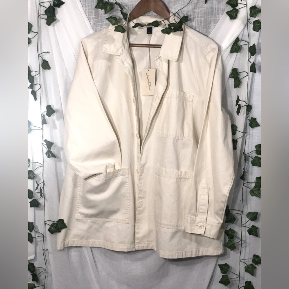 Women's Utility Jacket in Cream